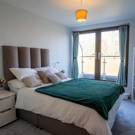 Surrey Hills Escape: Riverside Walks & Quick Links Godalming Extérieur photo